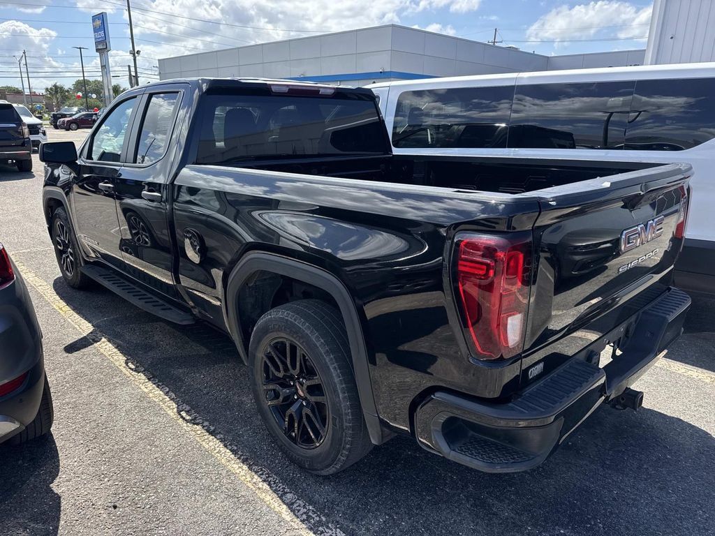 Used 2023 GMC Sierra 1500 Pro w/ Graphite Edition RWD image 10