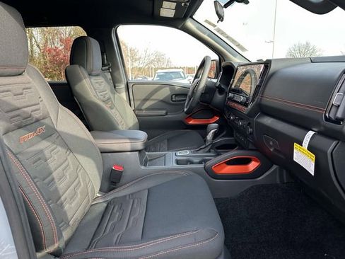 New 2026 Nissan Frontier PRO-4X w/ Pro-4x Convenience Package AWD/4WD image 10