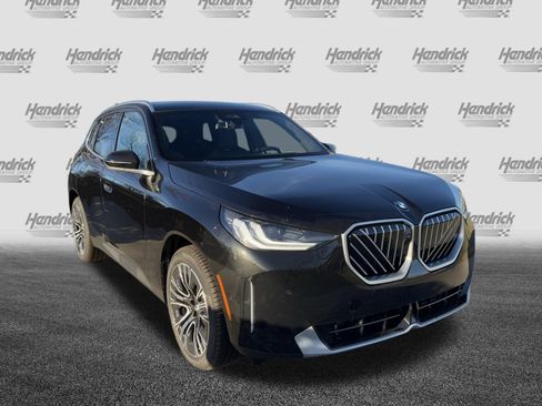 Used 2026 BMW X3 xDrive30i w/ Premium Package AWD/4WD image 2