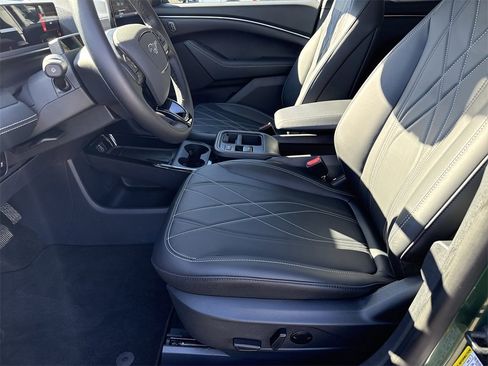 Used 2025 Ford Mustang Mach-E Select image 9