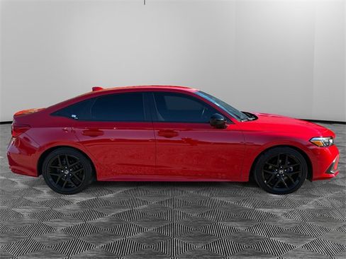 Used 2024 Honda Civic Sport image 3