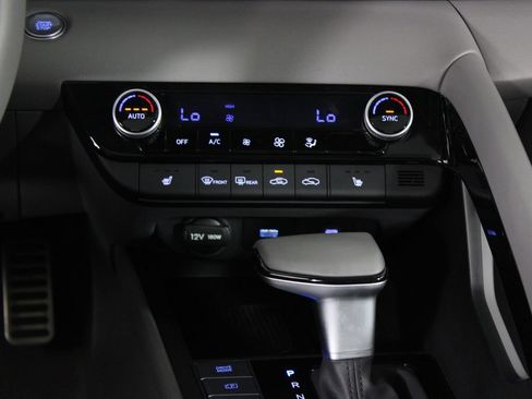 Certified 2026 Hyundai Elantra SEL Sport Premium FWD image 22