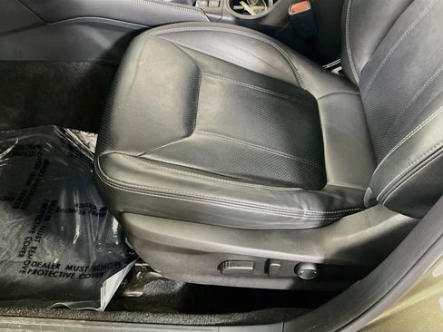 Used 2022 Subaru Forester Limited AWD/4WD image 19