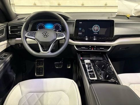 New 2026 Volkswagen Atlas Cross Sport SEL Premium R-Line AWD/4WD image 13