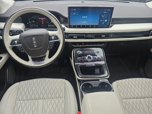 Used 2022 Lincoln Nautilus Black Label w/ Class II Trailer Tow Package image 15