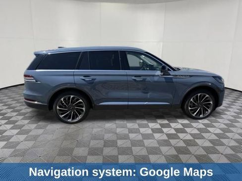 Used 2026 Lincoln Aviator Reserve AWD/4WD image 7