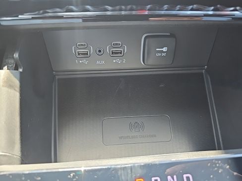 New 2025 Jeep Grand Cherokee Altitude image 37