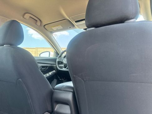 Certified 2024 Nissan Sentra S FWD image 30