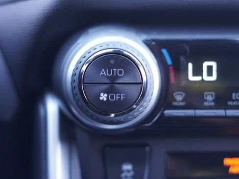 Certified 2022 Toyota RAV4 XLE Premium image 27