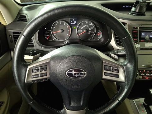 Used 2013 Subaru Legacy 2.5i Premium w/ Popular Pkg 1 image 16