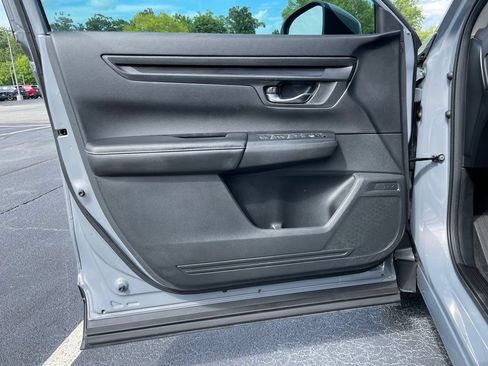 Certified 2025 Honda CR-V EX image 23