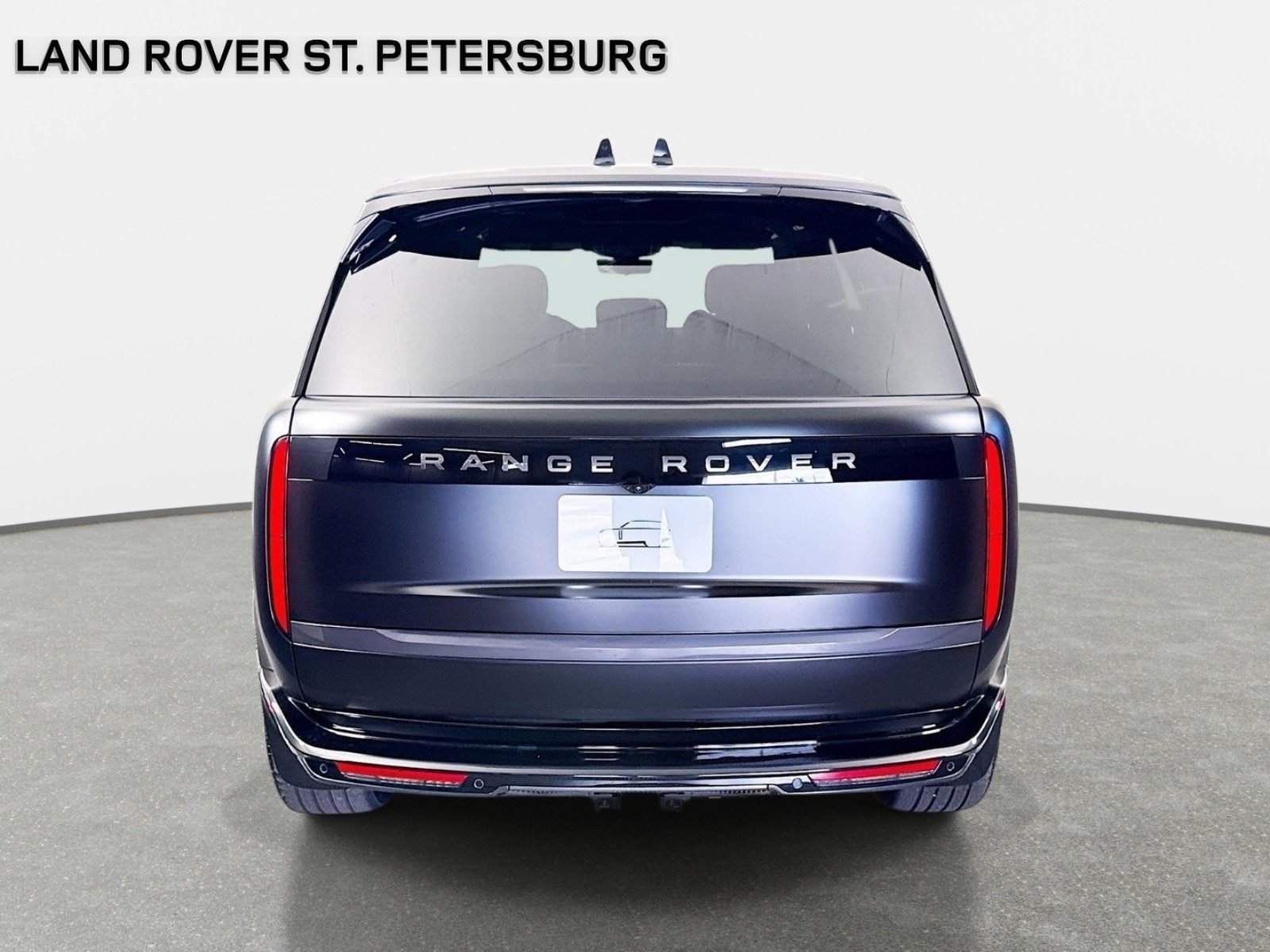New 2026 Land Rover Range Rover Long Wheelbase SE AWD/4WD image 6