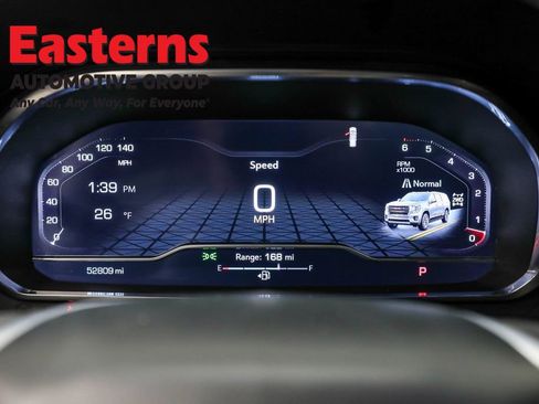 Used 2024 GMC Yukon XL SLT AWD/4WD image 18