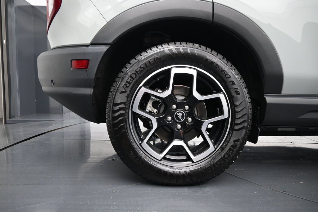 Used 2021 Ford Bronco Sport Big Bend w/ Big Bend Package AWD/4WD image 10