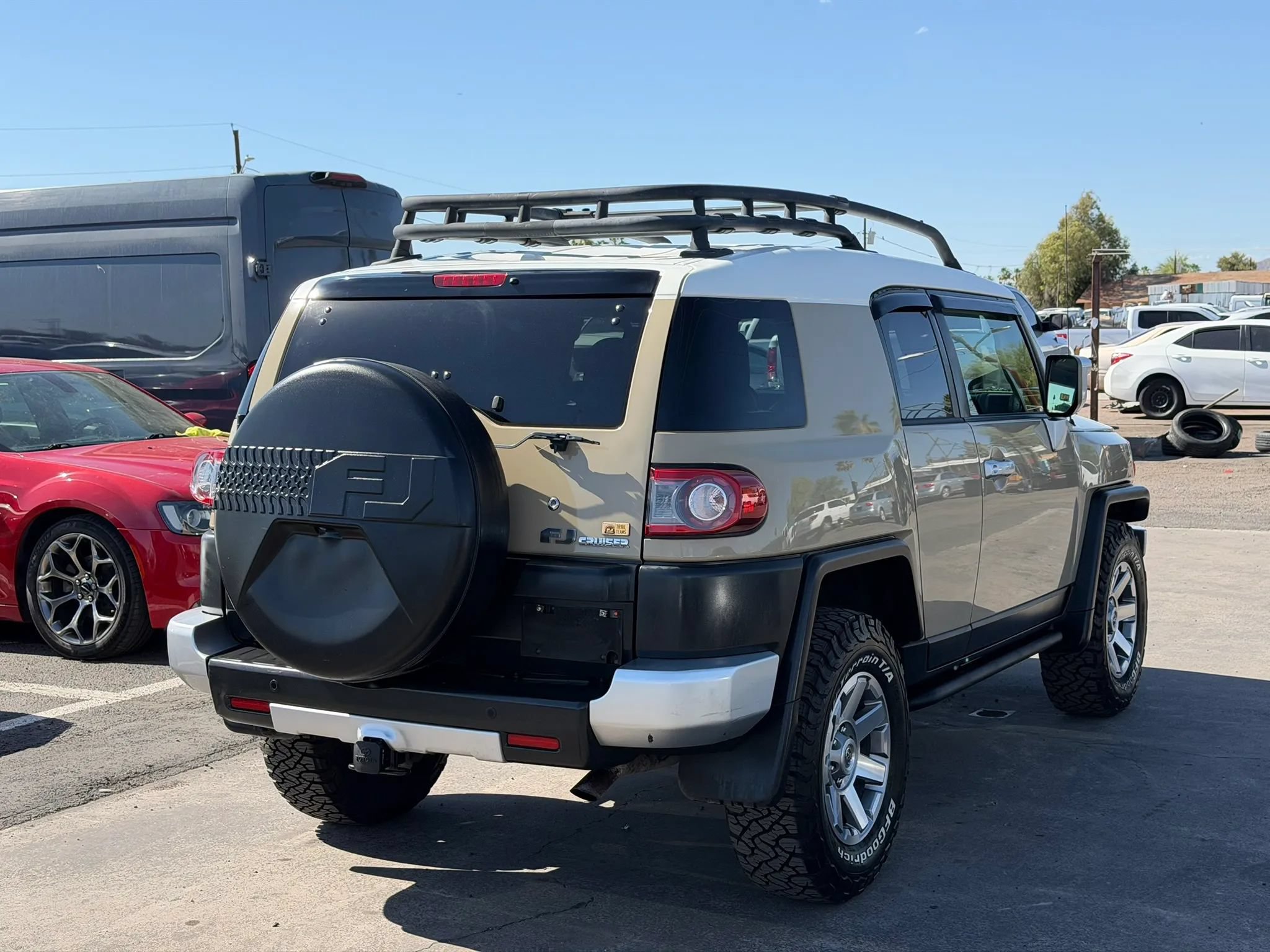 Used 2014 Toyota FJ Cruiser 4WD w/ Upgrade Package image 10