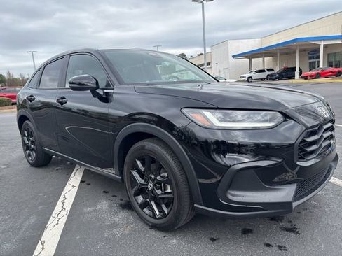 Used 2024 Honda HR-V Sport image 3