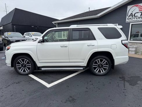 Used 2019 Toyota 4Runner 4WD image 2