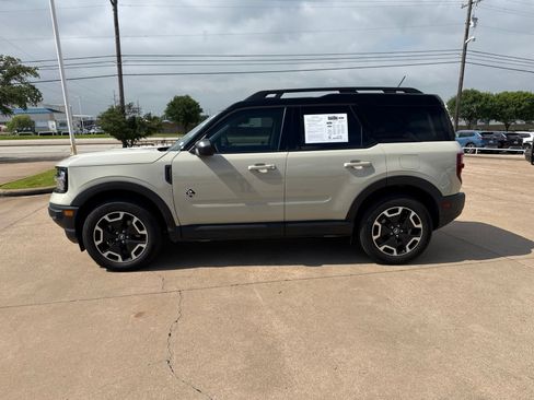Used 2024 Ford Bronco Sport Outer Banks w/ Tech Package AWD/4WD image 4