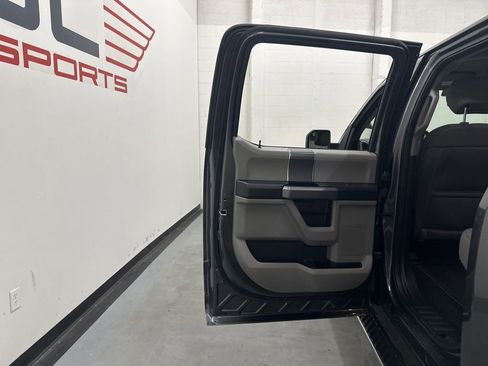 Used 2018 Ford F150 XLT w/ Equipment Group 302A Luxury RWD image 50