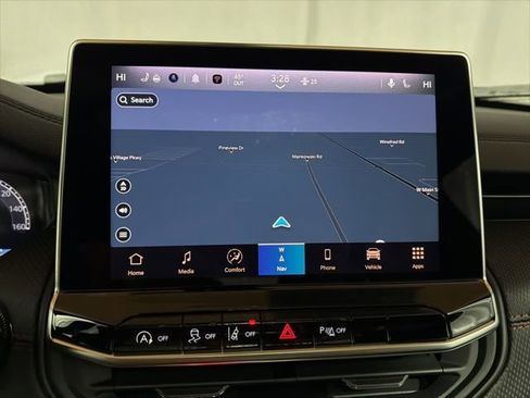 New 2026 Jeep Compass Trailhawk w/ Sun, Sound & Navigation Group image 27