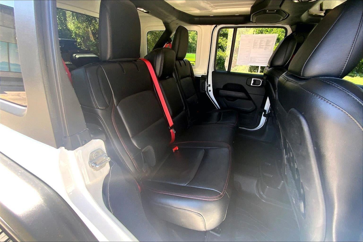 Used 2020 Jeep Wrangler Unlimited Rubicon w/ Quick Order Package 28Y Recon AWD/4WD image 24