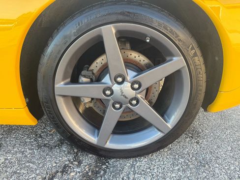 Used 2005 Chevrolet Corvette Convertible w/ Preferred Equipment Group image 20