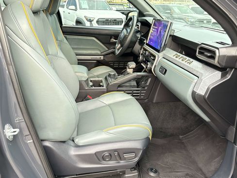 Used 2024 Toyota Tacoma 4x4 Double Cab Hybrid image 21