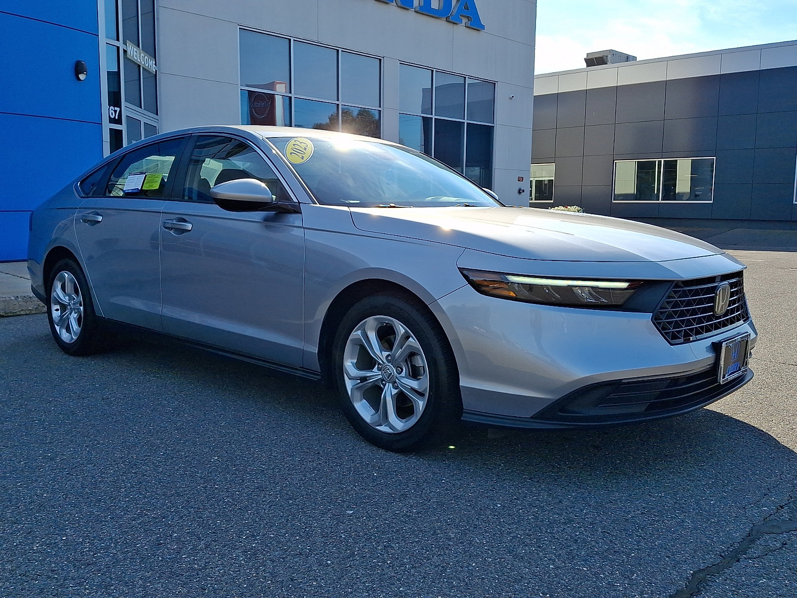 Used 2023 Honda Accord LX image 3