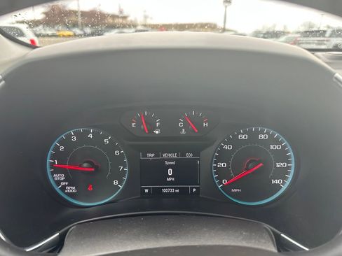 Used 2018 Chevrolet Equinox LT image 25