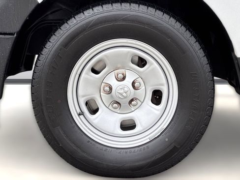 Used 2017 RAM 1500 Tradesman w/ Power & Remote Entry Group image 10