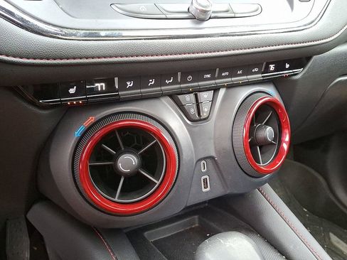 Used 2024 Chevrolet Blazer RS image 16