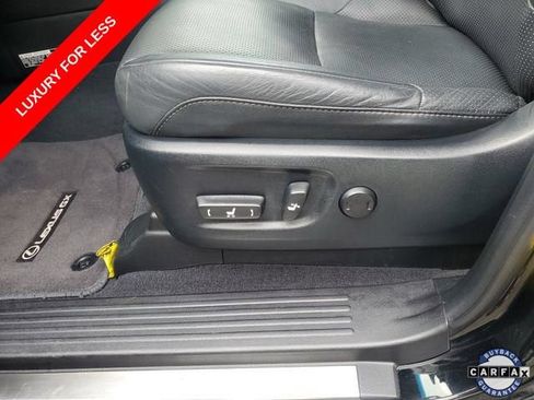 Used 2023 Lexus GX 460 Luxury w/ Accessory Package AWD/4WD image 18