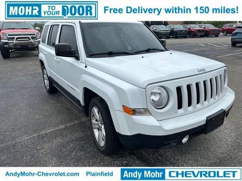 Used 2016 Jeep Patriot Latitude FWD image 6
