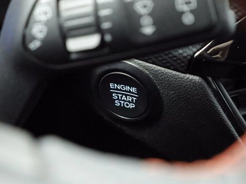 Used 2023 Ford Escape ST-Line AWD/4WD image 34