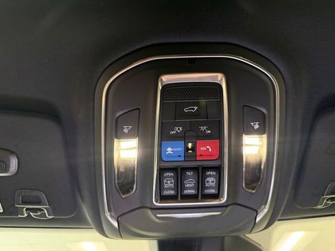 New 2026 Jeep Grand Cherokee L Limited AWD/4WD image 17