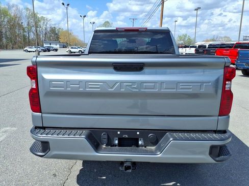 Used 2026 Chevrolet Silverado 1500 Custom image 5