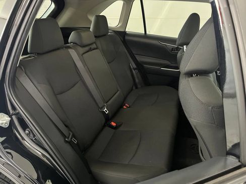 Used 2024 Toyota RAV4 LE AWD/4WD image 20