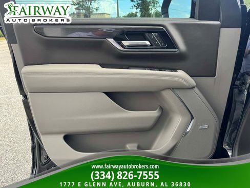 Used 2026 GMC Yukon Elevation w/ Elevation Premium Package AWD/4WD image 34