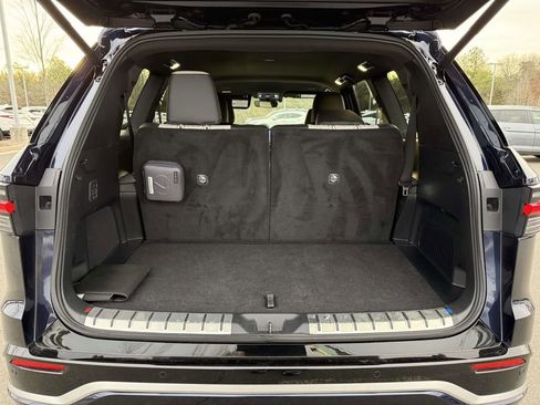 Used 2025 Lexus TX 500h AWD w/ Technology Package image 27