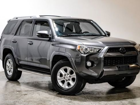 Used 2016 Toyota 4Runner SR5 Premium image 10