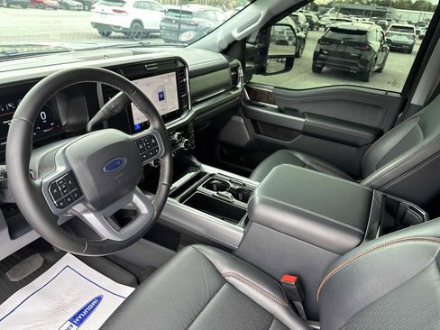 Used 2025 Ford F350 Lariat image 14