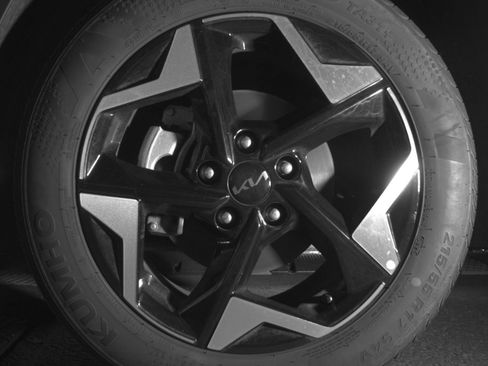 Used 2025 Kia Seltos S FWD image 15