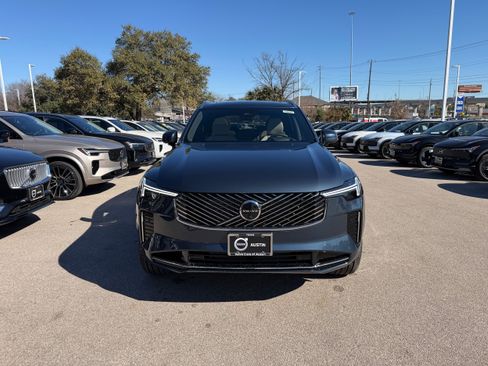 New 2026 Volvo XC90 T8 Ultra w/ Protection Package Premier image 6