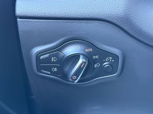 Used 2016 Audi Q5 2.0T Premium Plus w/ Technology Package image 20