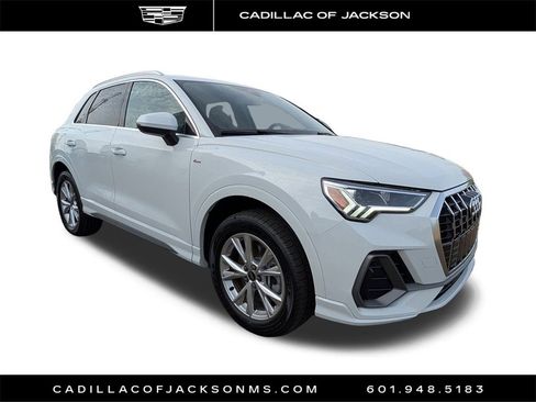 Used 2024 Audi Q3 2.0T Premium image 3