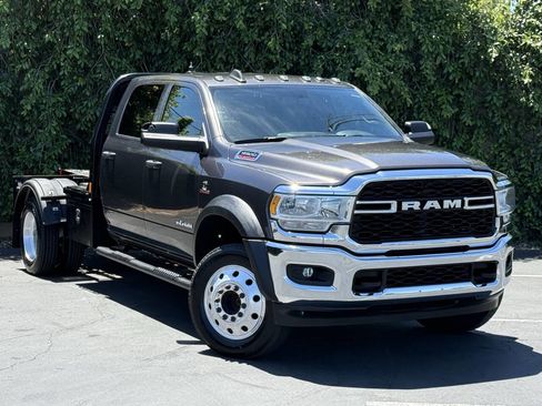 Used 2021 RAM 5500 Tradesman w/ Chrome Appearance Group AWD/4WD image 1