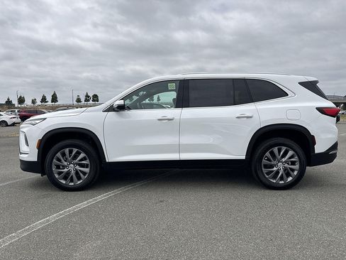 New 2026 Buick Enclave Preferred FWD image 5