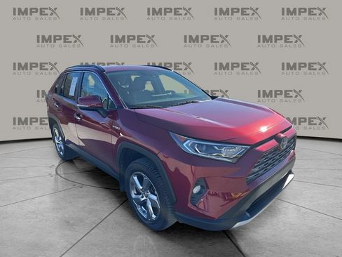 Used 2019 Toyota RAV4 Limited image 7