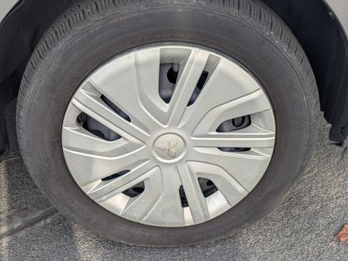 Used 2017 Mitsubishi Mirage ES image 12