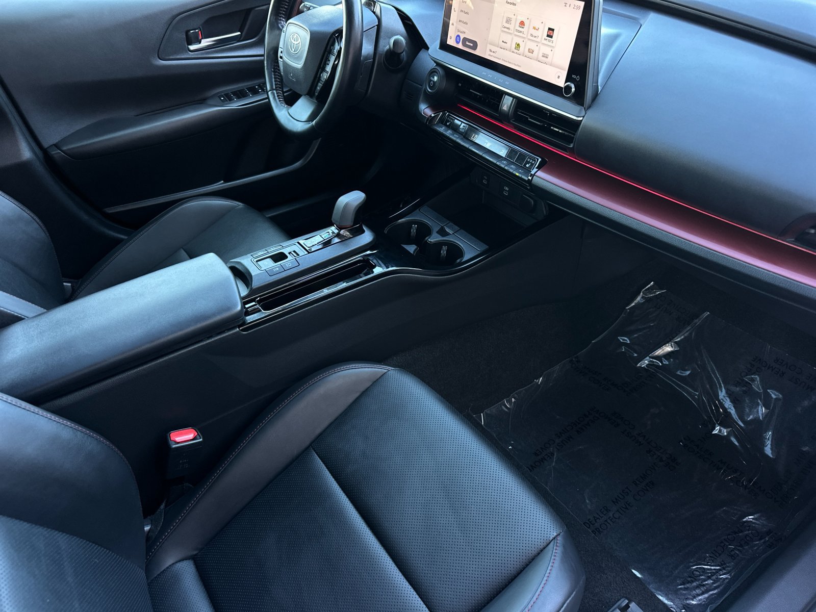 Used 2024 Toyota Prius Prime FWD image 15
